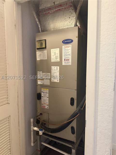 548 NE 5th Way, Florida City FL - photo 8 of 17