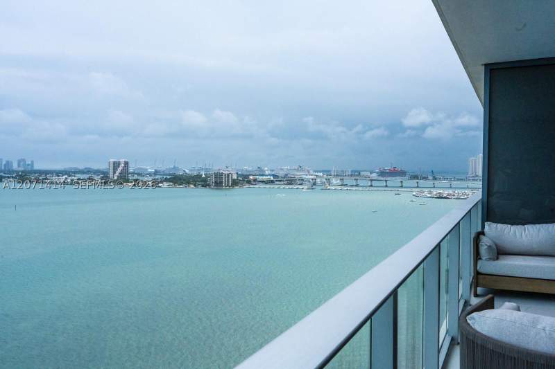2 bedroom Condominium at 700 NE 24th st 1506, Aria Reserve South Condo, Miami — photo 3