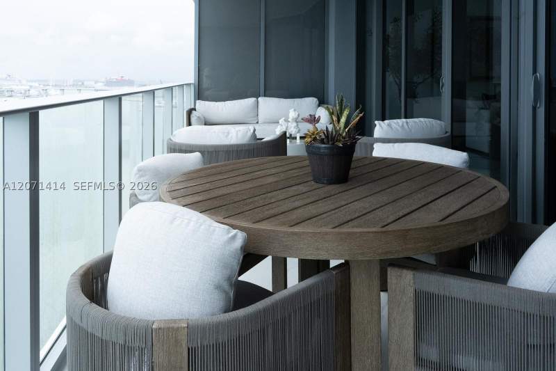 2 bedroom Condominium at 700 NE 24th st 1506, Aria Reserve South Condo, Miami — photo 5