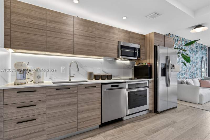 1 bedroom Condominium at 121 NE 34th St L305, 3401 Midtown Condo, Miami — photo 5