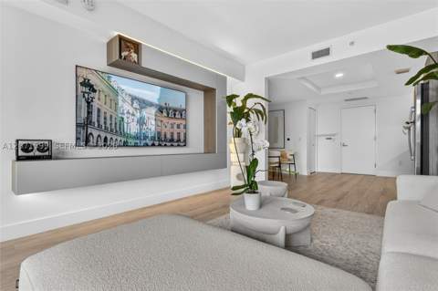 121 NE 34th St L305, Miami FL - photo 7 of 21