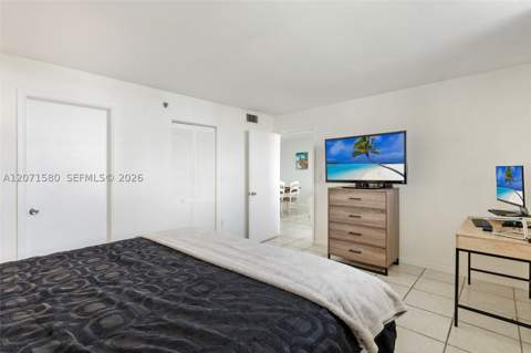 1775 Washington Ave 5D, Miami Beach FL - photo 11 of 20