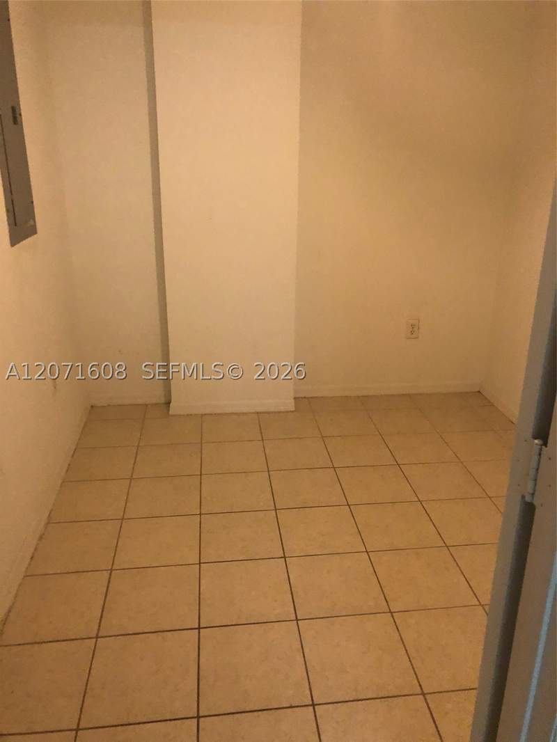 1 bedroom Condominium at 218 NW 12th Ave 802, Diamond Tower Condo, Miami — photo 2