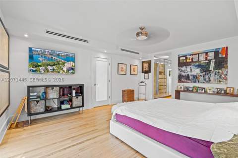 7970 Hawthorne Ave, Miami Beach FL - photo 20 of 54