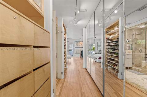 7970 Hawthorne Ave, Miami Beach FL - photo 21 of 54