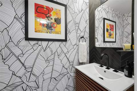 1000 Venetian Way 1108, Miami FL - photo 9 of 40