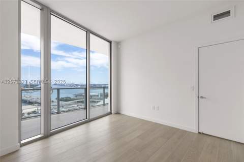 1400 Biscayne Blvd 1905, Miami FL - photo 12 of 27
