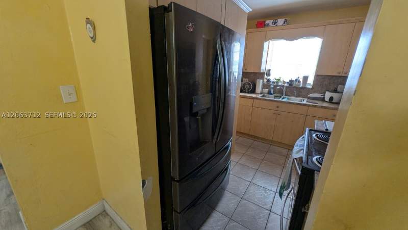 2 bedroom SingleFamilyResidence at 1655 SW 20th St, Osceola Groves, Miami — photo 5