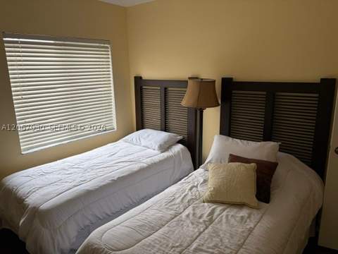 11351 NW 64th Ter, Doral FL - photo 11 of 29