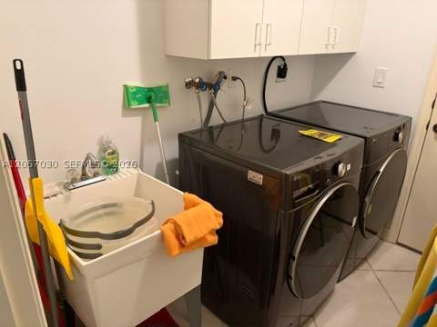 11351 NW 64th Ter, Doral FL - photo 12 of 29