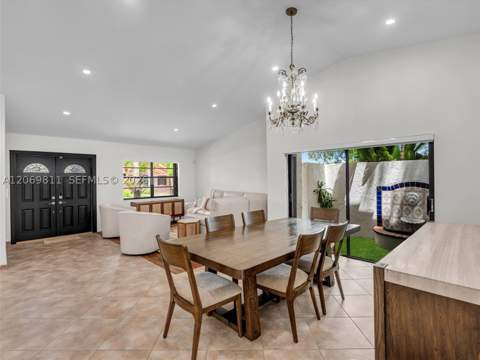 7457 SW 112th Pl, Miami FL - photo 7 of 61