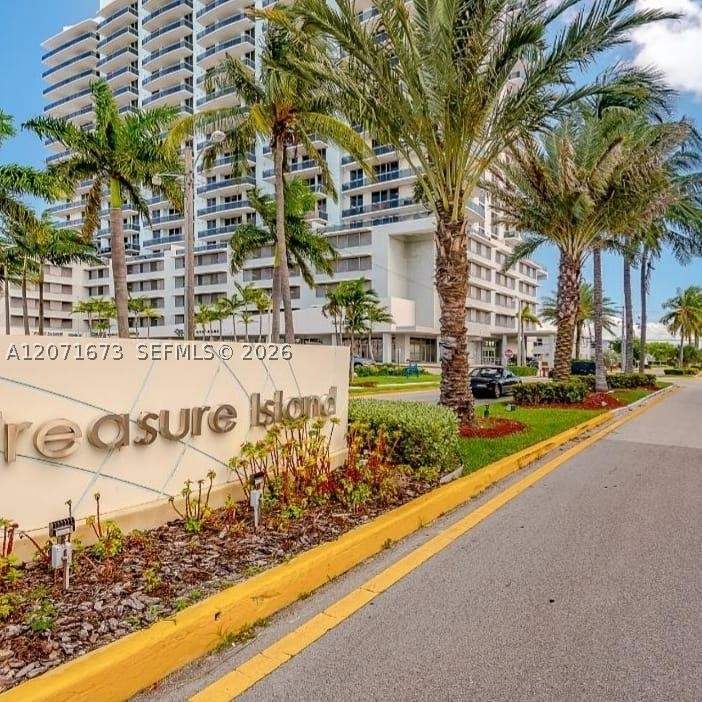 1 bedroom Condominium at 1801 S treasure dr 302, North Bay Villas Condo, Miami Beach — photo 2