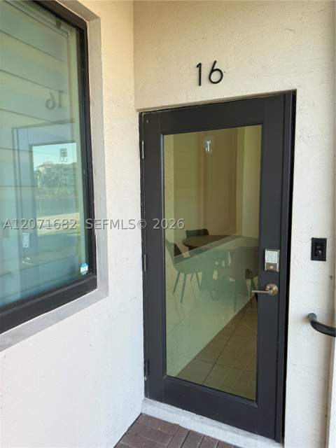 4640 NW 84 16, Doral FL - photo 7 of 52