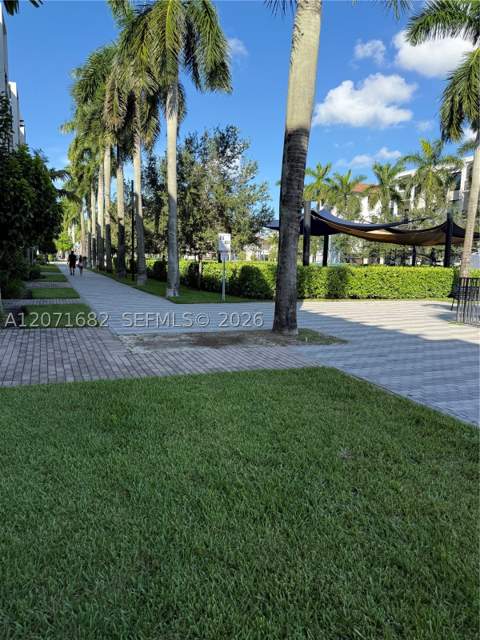 4640 NW 84 16, Doral FL - photo 9 of 52