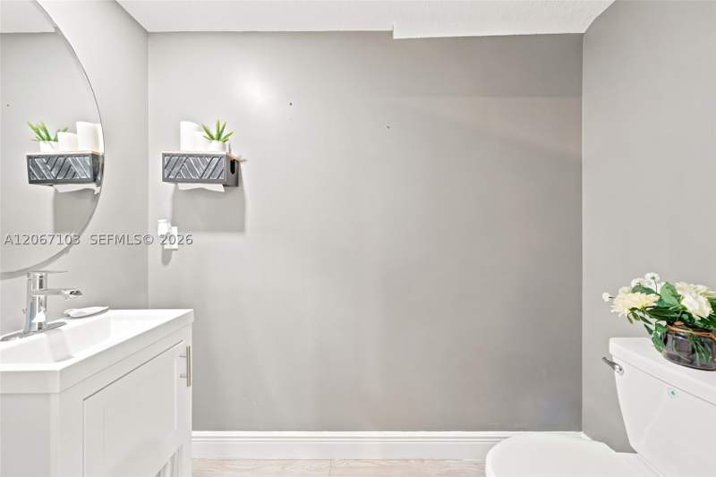 4 bedroom SingleFamilyResidence at 3478 W 110th St, Aquabella North, Hialeah — photo 4