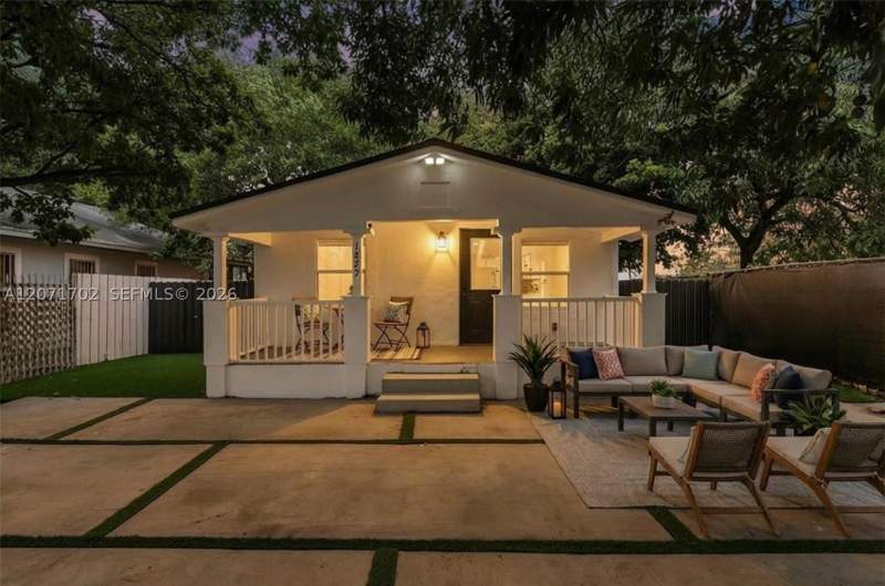 3 bedroom SingleFamilyResidence at 1829 NW 62nd Ter, Liberty City, Miami — photo 2