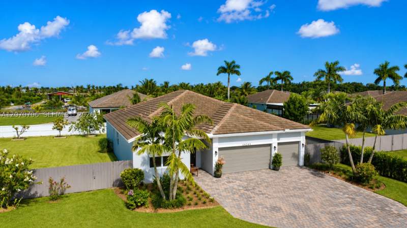 4 bedroom SingleFamilyResidence at 29345 SW 178th Ct, Krome Grove Estates, Homestead — photo 3