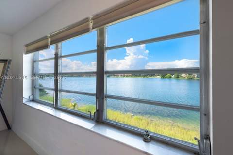 873 NE 195 206, Miami FL - photo 22 of 23