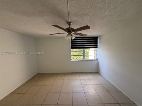 952 NE 199th St 4K, Miami FL - photo 6 of 11