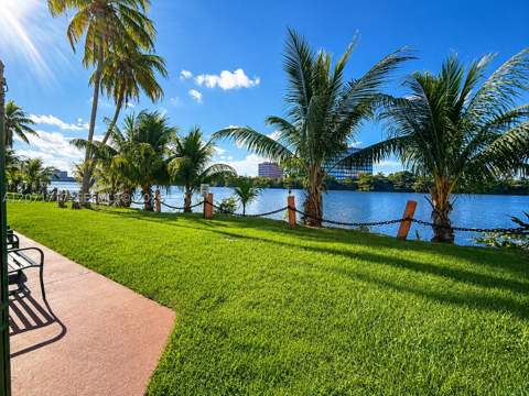 5199 NW 7th St 501E, Miami FL - photo 17 of 19