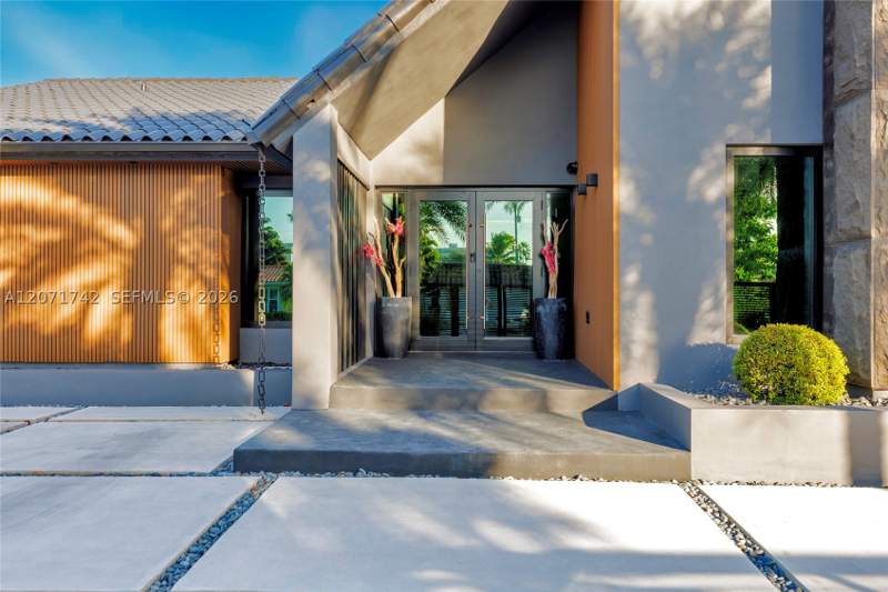 4 bedroom SingleFamilyResidence at 11620 NE 20th Dr, San Souci Estates, North Miami — photo 4
