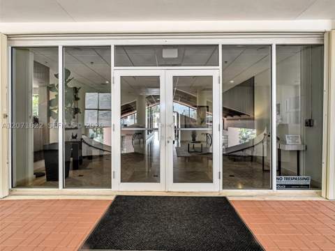 6422 Collins Ave 501, Miami Beach FL - photo 8 of 50