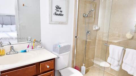 8876 W 35th Way, Hialeah FL - photo 14 of 30