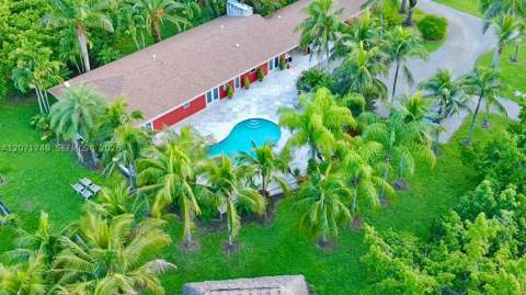 19345 SW 240th St, Homestead FL - photo 6 of 177