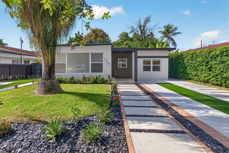3 bedroom SingleFamilyResidence at 2180 SW 20th St, Shenandoah Park, Miami — photo 3