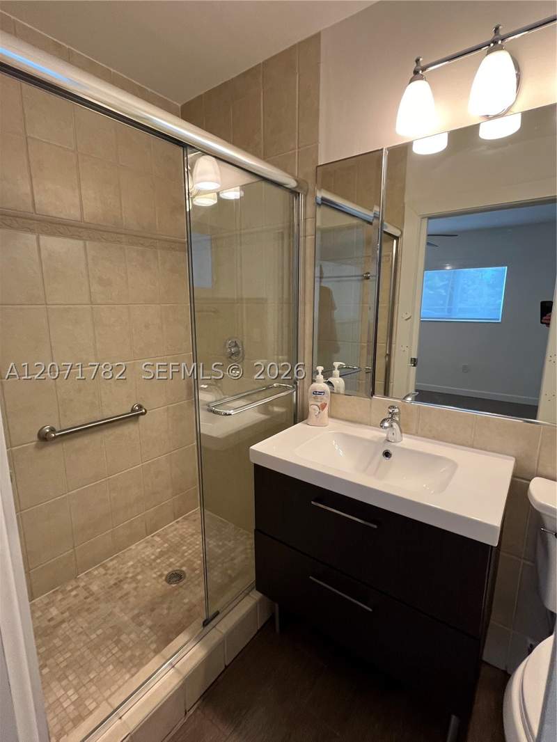 3 bedroom SingleFamilyResidence at 2353 SW 4th St, Beacom Manor, Miami — photo 5