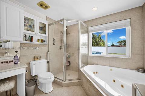 8251 NW 185th St, Hialeah FL - photo 21 of 39