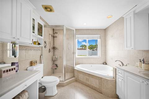 8251 NW 185th St, Hialeah FL - photo 22 of 39