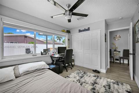8251 NW 185th St, Hialeah FL - photo 23 of 39