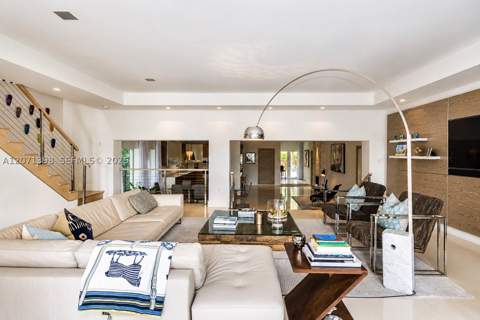 455 E Dilido Dr, Miami Beach FL - photo 20 of 47