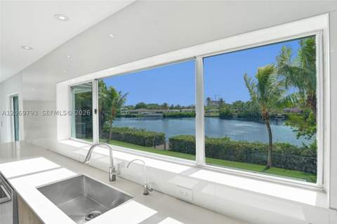19231 NE 22nd Ave, Miami FL - photo 12 of 40