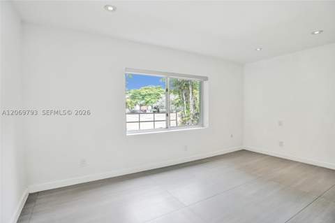 19231 NE 22nd Ave, Miami FL - photo 15 of 40