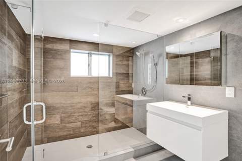 19231 NE 22nd Ave, Miami FL - photo 18 of 40