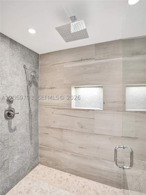 19231 NE 22nd Ave, Miami FL - photo 24 of 40