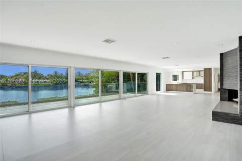 19231 NE 22nd Ave, Miami FL - photo 9 of 40