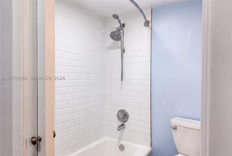 15888 SW 95th Ave 209, Miami FL - photo 11 of 22