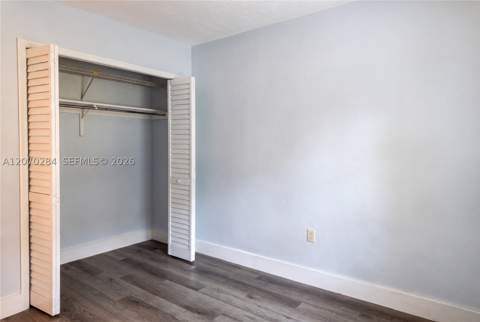 15888 SW 95th Ave 209, Miami FL - photo 14 of 22