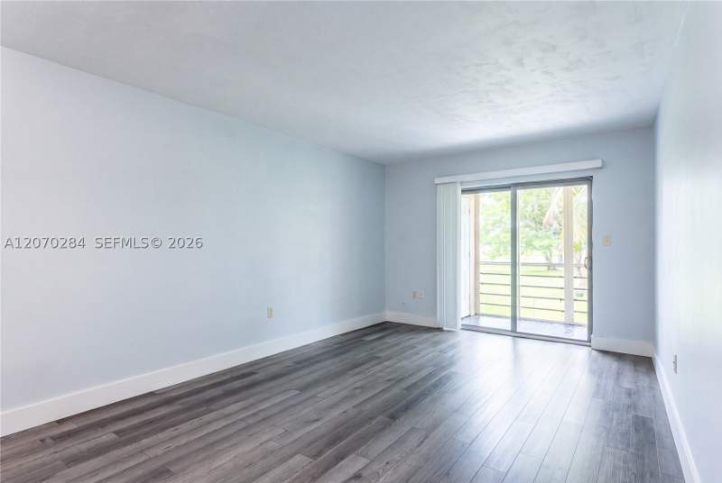 2 bedroom Condominium at 15888 SW 95th Ave 209, Palmetto Fairway Condo, Miami — photo 3