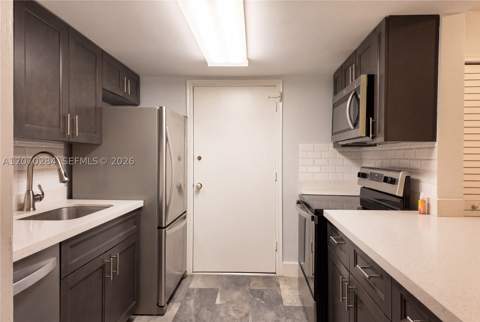 15888 SW 95th Ave 209, Miami FL - photo 6 of 22