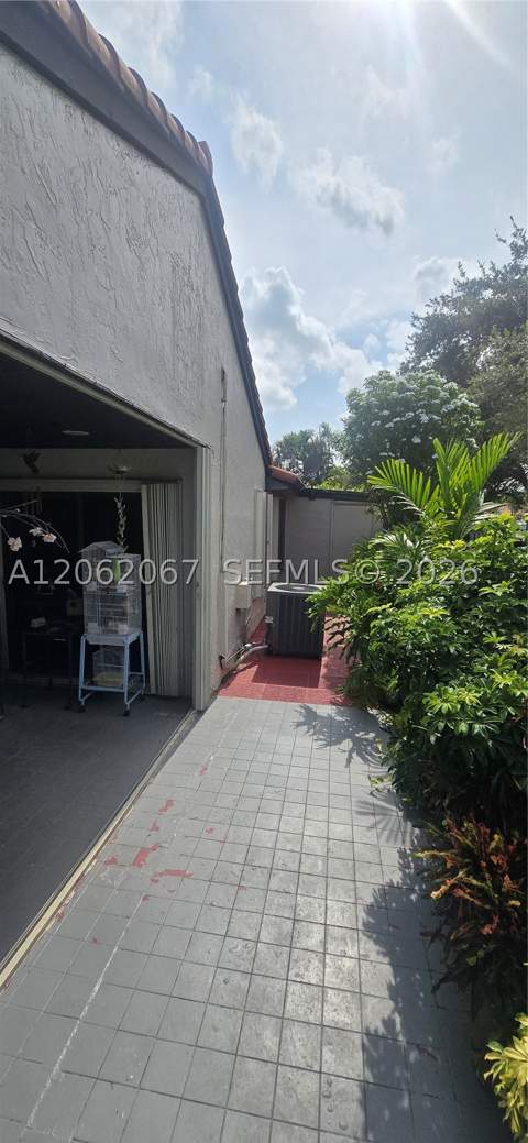 4844 SW 152nd Ct F-37, Miami FL - photo 15 of 17