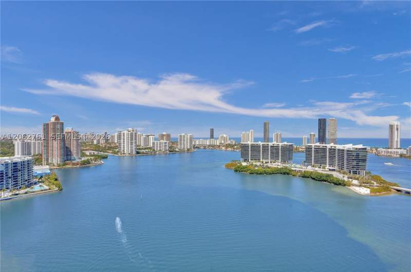 3 bedroom Condominium at 3201 NE 183rd St 2403, The Peninsula Condo, Aventura — photo 2