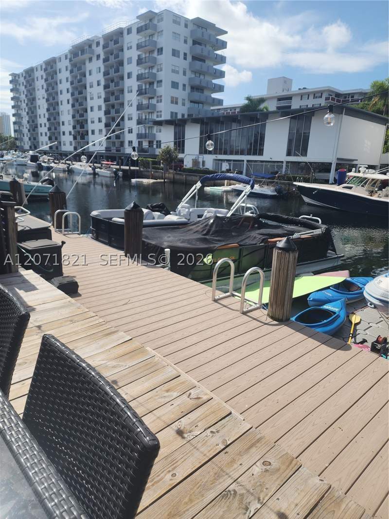 4 bedroom Townhouse at 3600 NE 167th St 19, Beach Club Villas Condo, North Miami Beach — photo 2