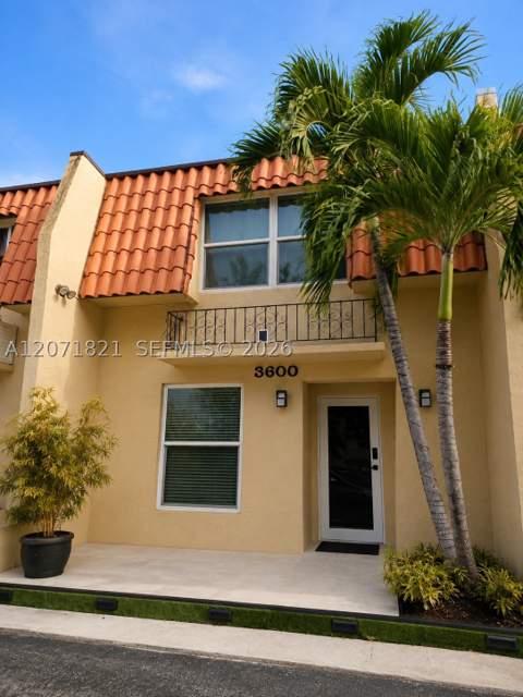 3600 NE 167th St 19, North Miami Beach FL - photo 6 of 27