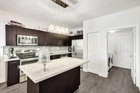 22405 SW 102nd Ave, Miami FL - photo 6 of 19