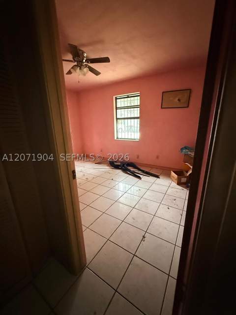 2911 NW 161st St, Miami Gardens FL - photo 11 of 21