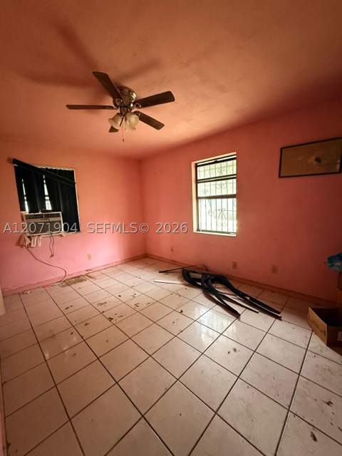 2911 NW 161st St, Miami Gardens FL - photo 8 of 21